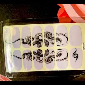 5 for $20 Nail Wraps: Snakes Intertwine